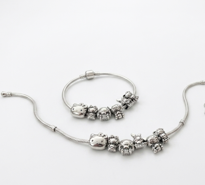 Iconic Charm Bracelet